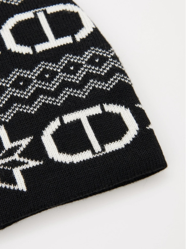 В'язана шапка/Чорний / Сніговий