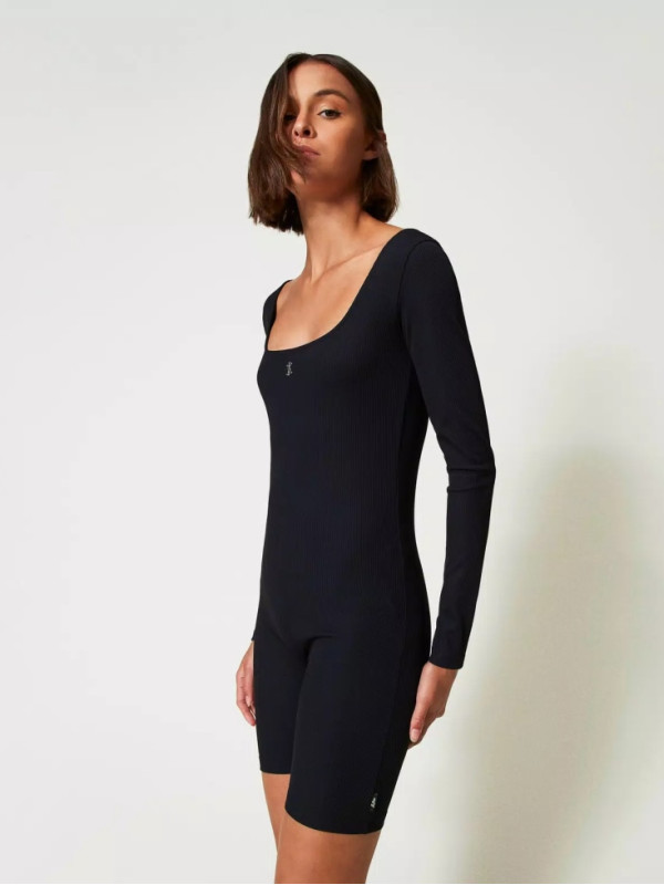 Короткий костюм / Чорний