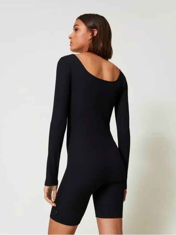 Короткий костюм / Чорний