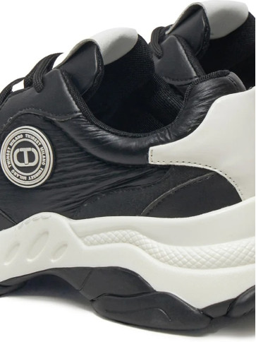 Кросівки / Чорний