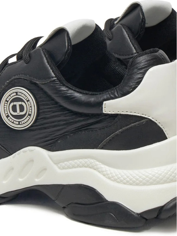 Кросівки / Чорний