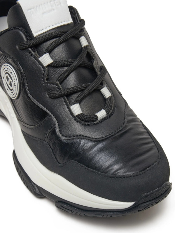 Кросівки / Чорний