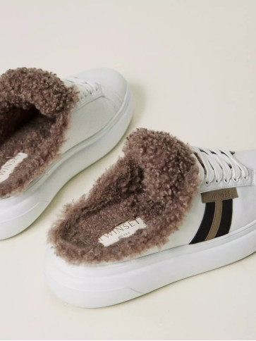 Мюлі / Білий