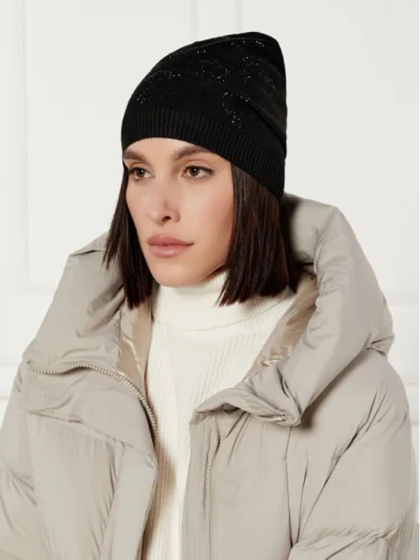 Шапка / Чорний