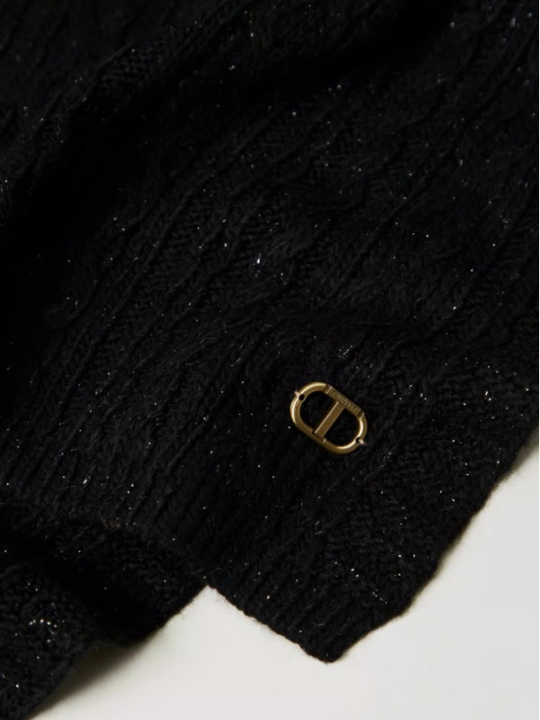 В'язаний шарф / Чорний