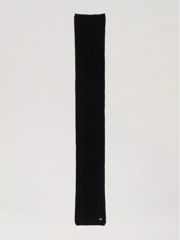 В'язаний шарф / Чорний