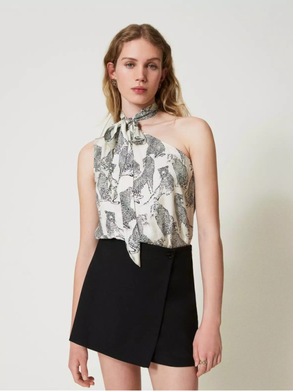 Топ / Ягуар чорний / сніг