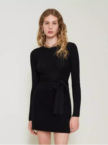 Светр з бантом / Чорний
