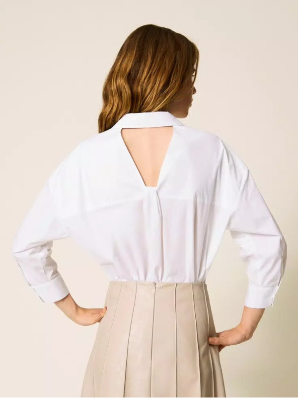 Сорочка з вузлом / Папір