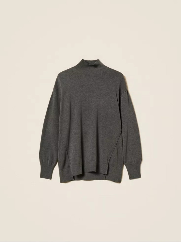 Светр / Чорний