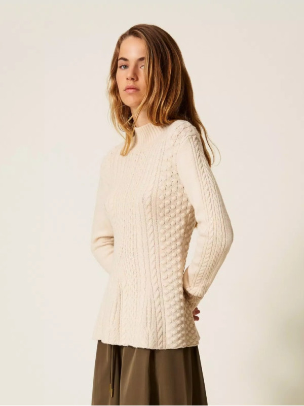 Светр з косою / Кришталевий пісок