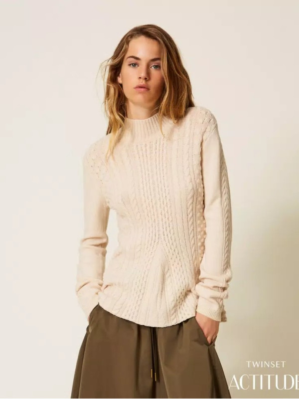 Светр з косою / Кришталевий пісок