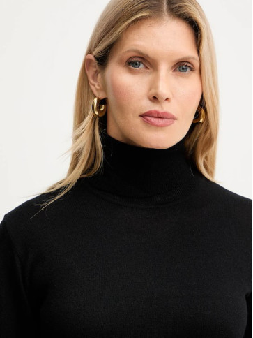 Светр / Чорний