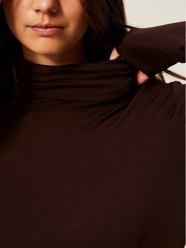 Гольф/Чорний шоколад