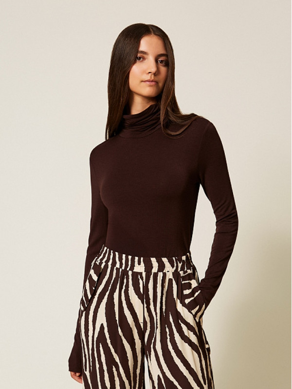 Гольф/Чорний шоколад