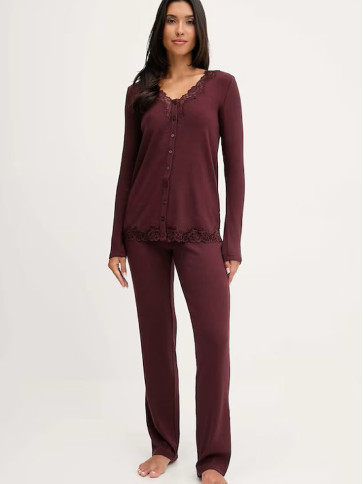 Піжама / Червоне вино