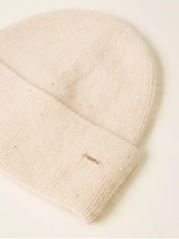 В'язана шапка/Пергамент