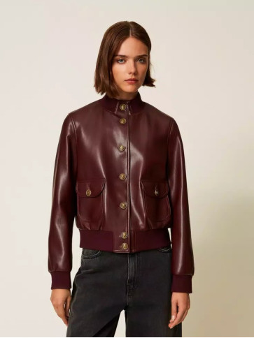 Бомбер під шкіру/Винний