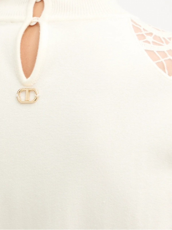 В'язана водолазка/Сніжний