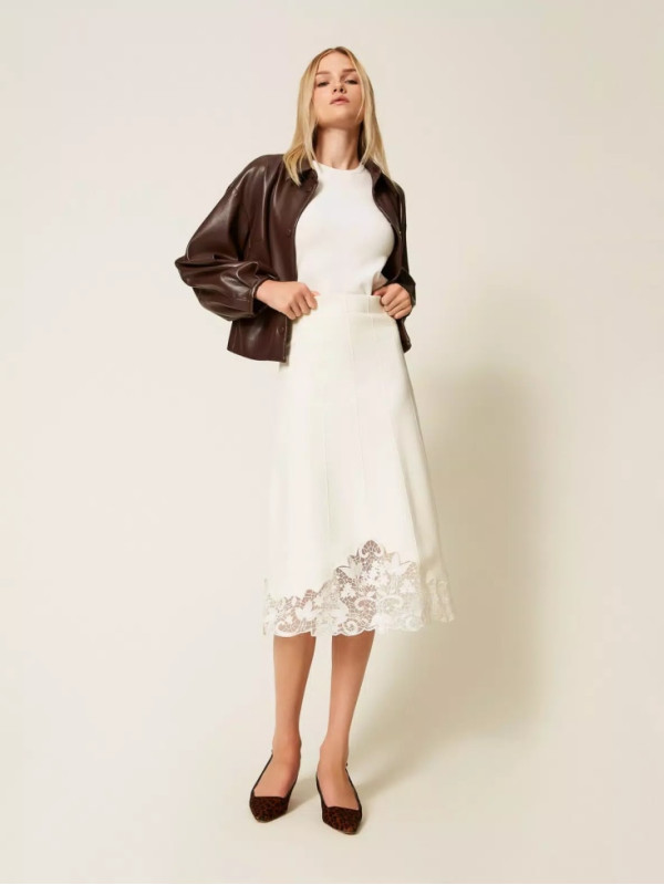 В'язана спідниця/Сніжний