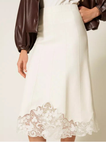 В'язана спідниця/Сніжний
