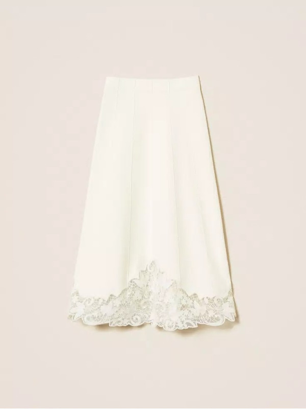 В'язана спідниця/Сніжний