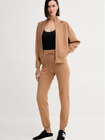 Штани/Земля