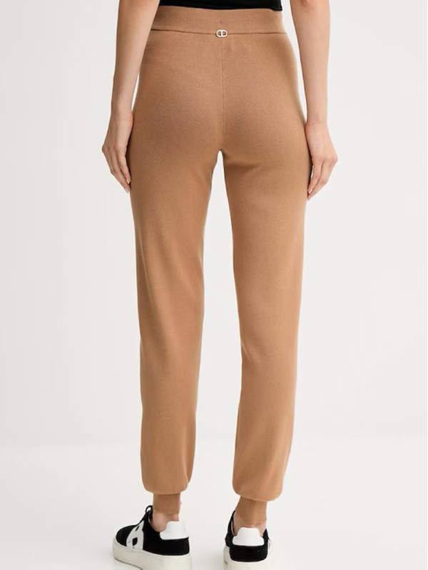 Штани/Земля