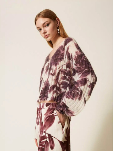 Светр з квітами/Винні жоржини