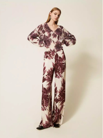 Светр з квітами/Винні жоржини