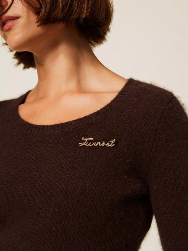 Укорочений светр/Чорний шоколад