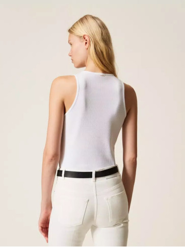 Майка з квіткою / Білий